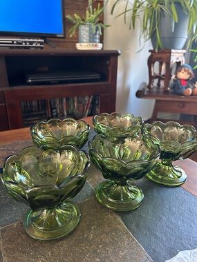 Anchor Hocking Fairfield Green Art Glass Pedestal Compote Footed Candy Dish VTG